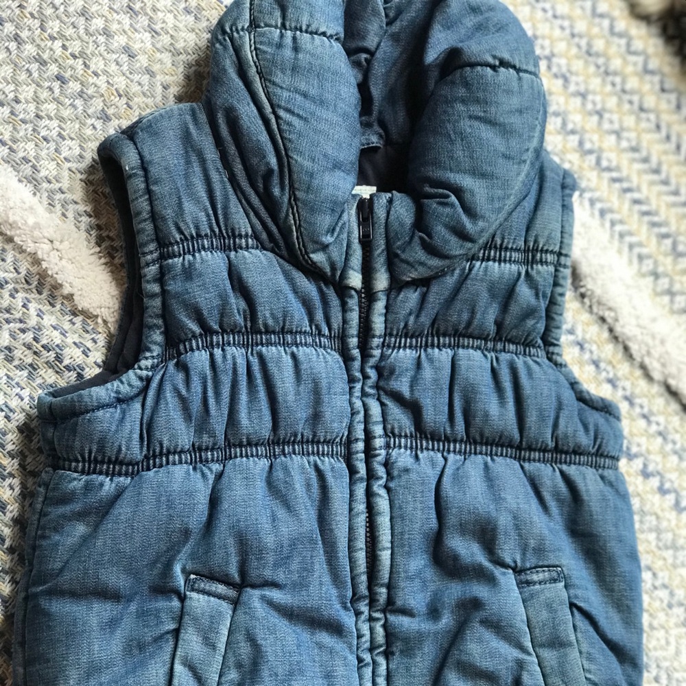 4T old navy jean puffer vest